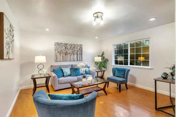 Single-family house For Sale in 1286, Michigan Avenue, San Jose, California