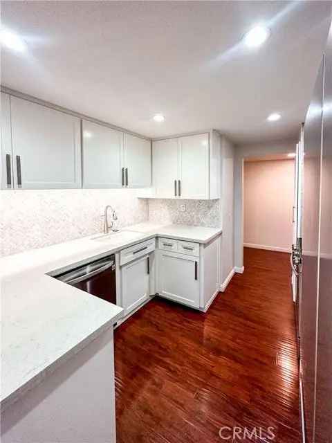 Condo For Sale in 552, Toyon Avenue, San Jose, California