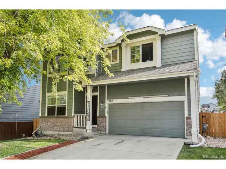 Single-family house For Sale in Northglenn, Colorado