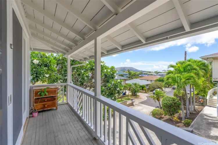 Multi-family house For Sale in 298, Moomuku Place, Honolulu, Hawaii