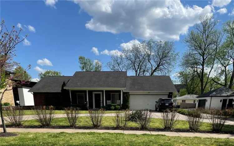 Single-family house For Sale in 403, West Central Avenue, Bentonville, Arkansas