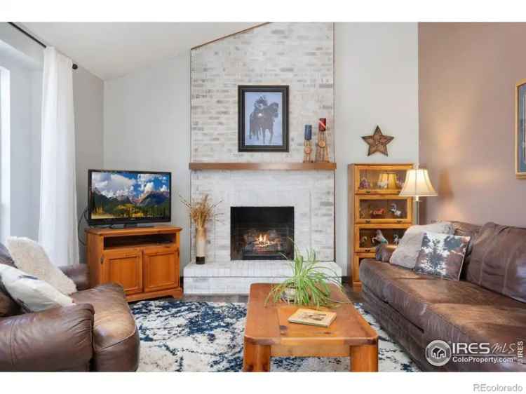 Single-family house For Sale in 4020, Delcon Court, Loveland, Colorado