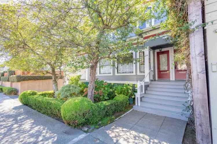 Multi-family house For Sale in 29, Monte Vista Avenue, Oakland, California