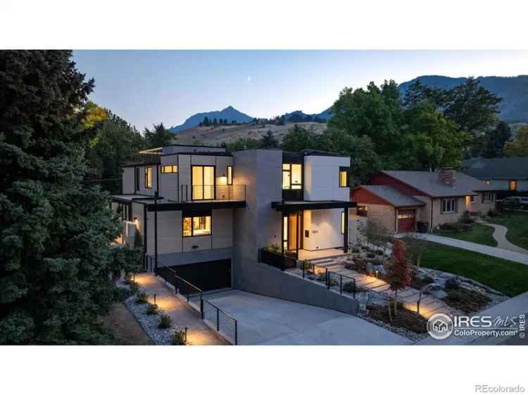 Single-family house For Sale in 1860, Bluebell Avenue, Boulder, Colorado