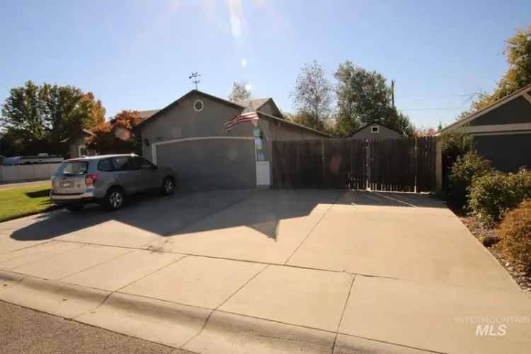 Single-family house For Sale in 2587, West Ebbtide Street, Meridian, Idaho