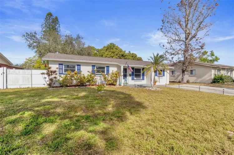 Single-family house For Sale in 2819, 47th Avenue South, Saint Petersburg, Florida