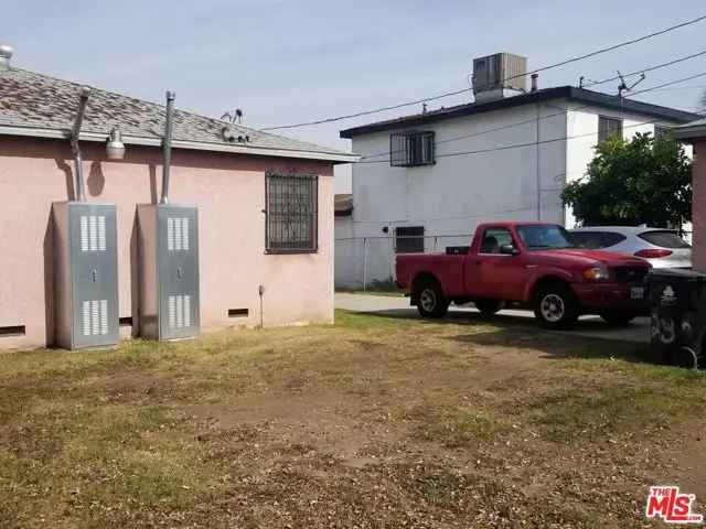 Multi-family house For Sale in Los Angeles, California