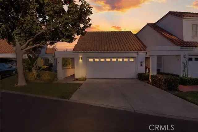 Single-family house For Sale in Dana Point, California