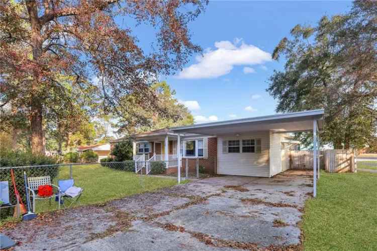 Single-family house For Sale in 108, Stafford Street, Hinesville, Georgia