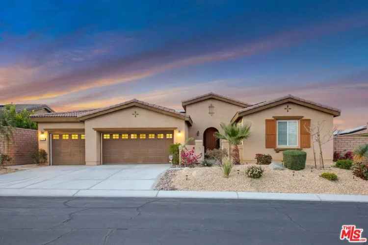 Single-family house For Sale in 73680, Picasso Drive, Palm Desert, California