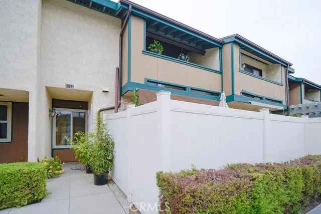 Condo For Sale in Garden Grove, California