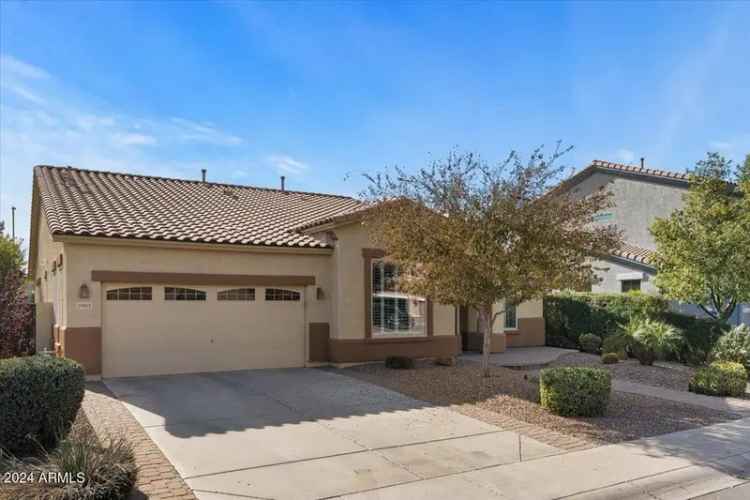 Single-family house For Sale in 2981, East Fandango Drive, Gilbert, Arizona