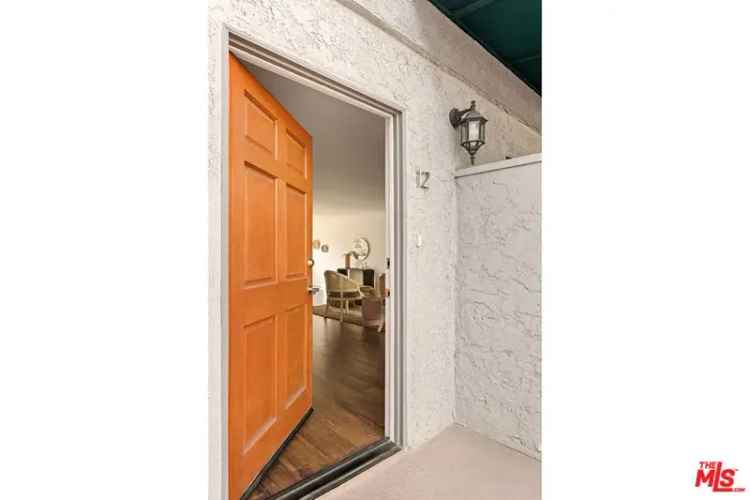 Condo For Sale in 850, Lucile Avenue, Los Angeles, California