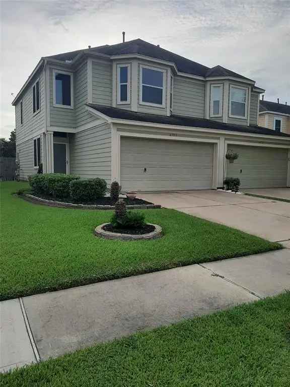 Condo For Sale in 6723, Independence Boulevard, Baytown, Texas