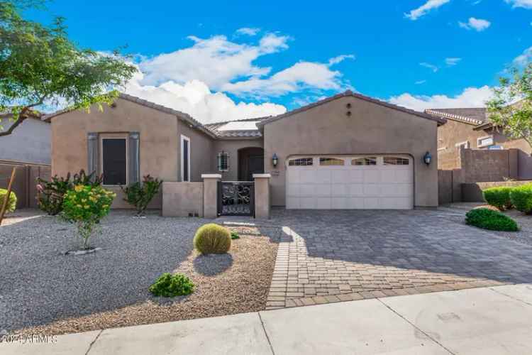 Single-family house For Sale in 12064, South 186th Avenue, Goodyear, Arizona