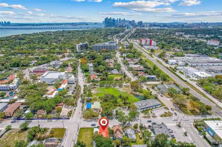 Multi-family house For Sale in 473, Northeast 61st Street, Miami, Florida