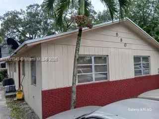 Multi-family house For Sale in 880, Southwest 28th Street, Fort Lauderdale, Florida