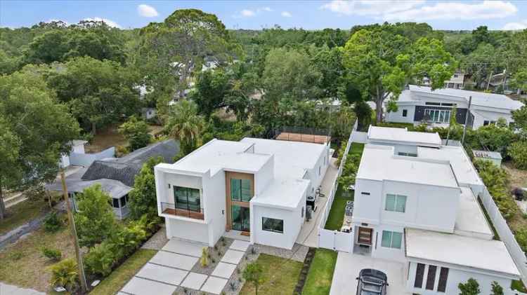 Single-family house For Sale in 2248, Novus Street, Sarasota, Florida