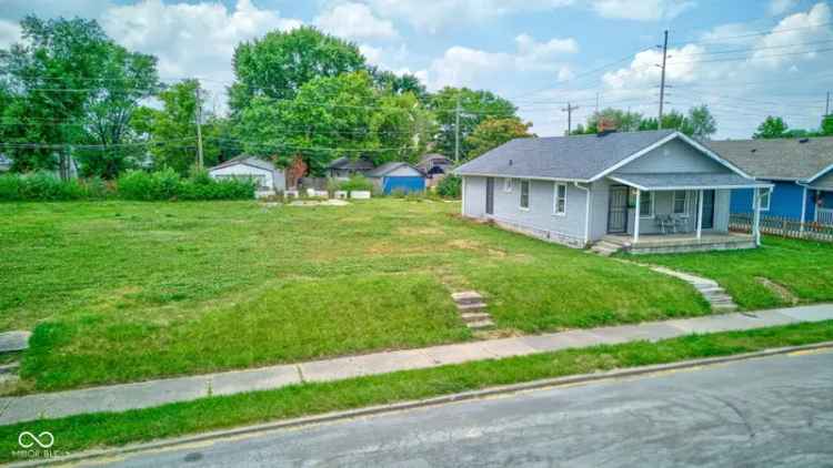 Single-family house For Sale in 2054, North Olney Street, Indianapolis, Indiana