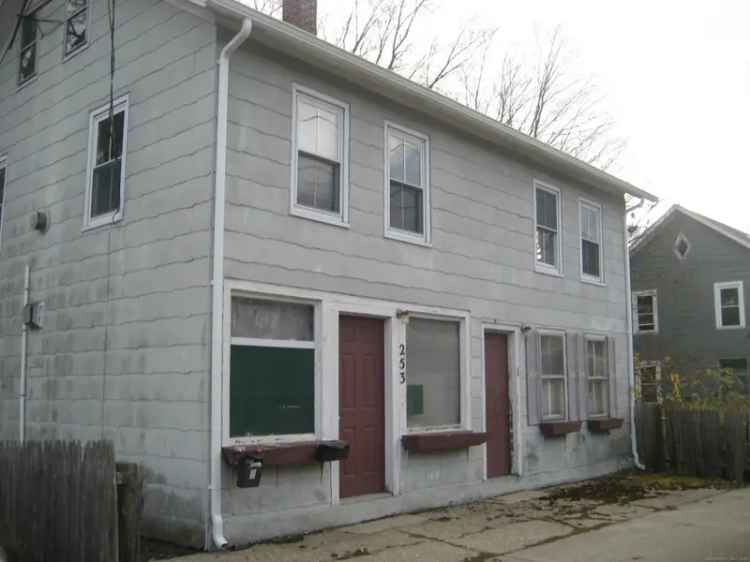 Multi-family house For Sale in 253, North Main Street, Norwich, Connecticut