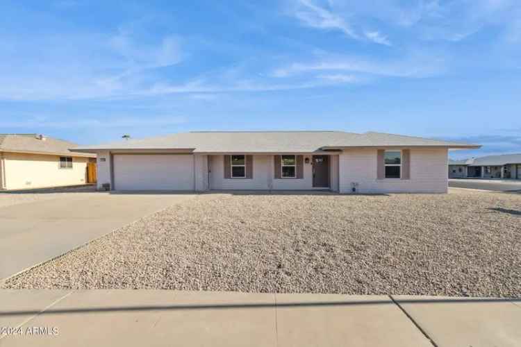 Single-family house For Sale in 9829, West Hutton Drive, Sun City, Arizona