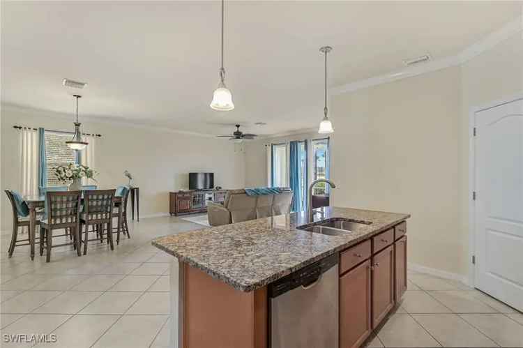 Single-family house For Sale in 2488, Keystone Lake Drive, Cape Coral, Florida