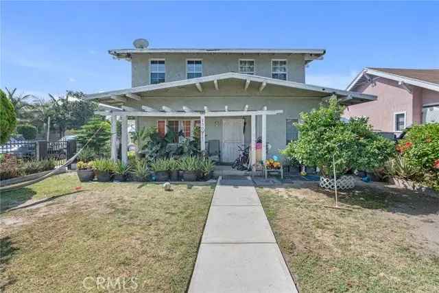 Multi-family house For Sale in 1500, West 50th Street, Los Angeles, California