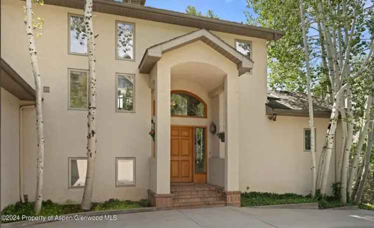 Single-family house For Sale in 704, Silver Oak Drive, Glenwood Springs, Colorado