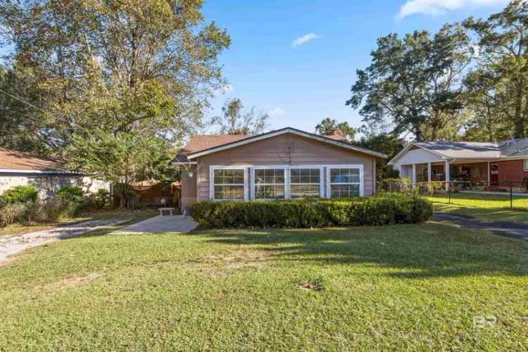 Single-family house For Sale in Fairhope, Alabama