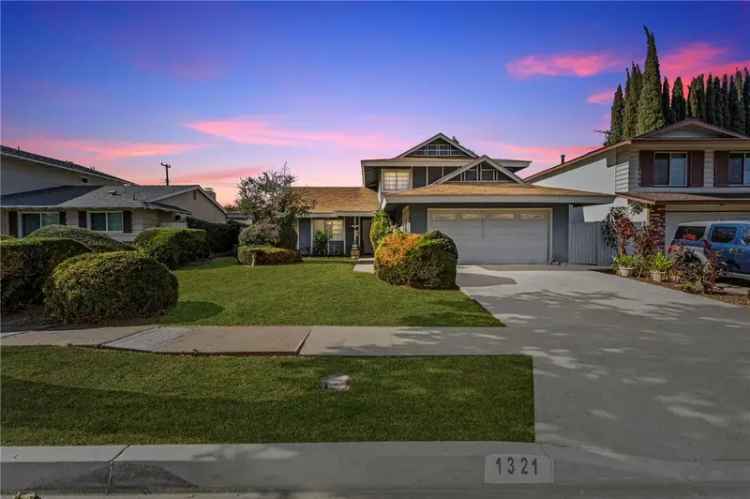 Single-family house For Sale in 1321, Ironwood Street, La Habra, California