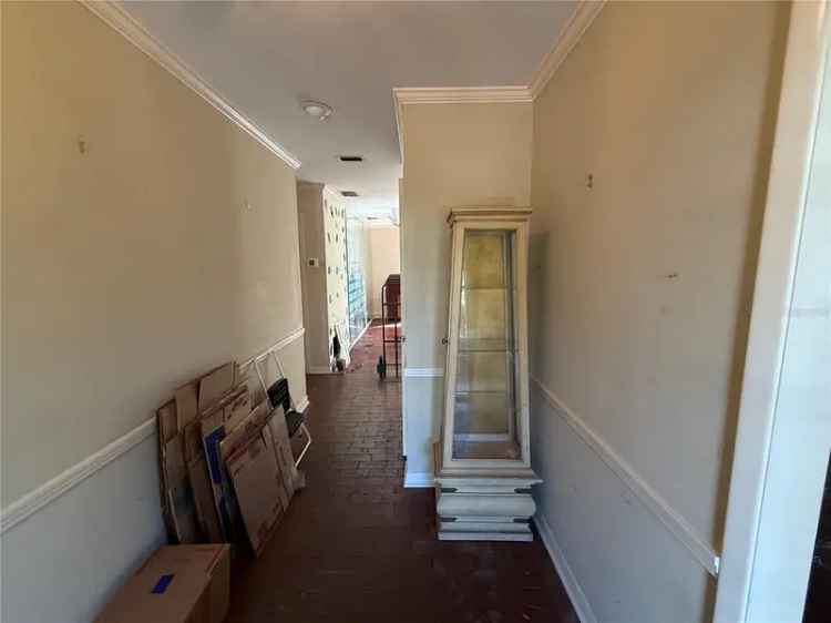 Single-family house For Sale in 3275, Walnut Street Northeast, Saint Petersburg, Florida