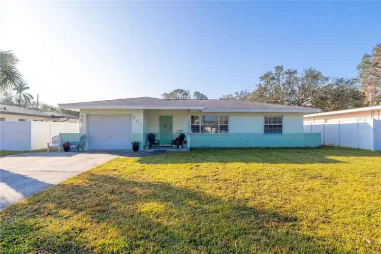 Single-family house For Sale in 960, 43rd Avenue Northeast, Saint Petersburg, Florida