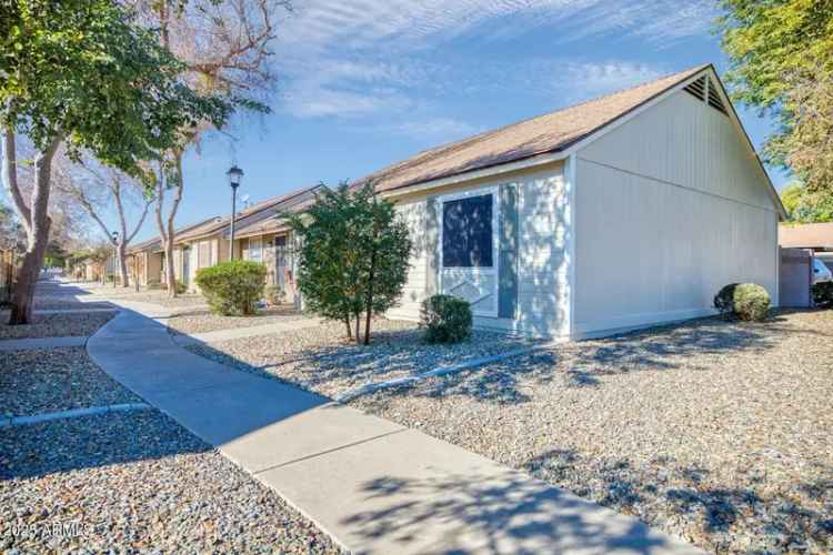 House For Sale in 8901, West Loma Lane, Peoria, Arizona