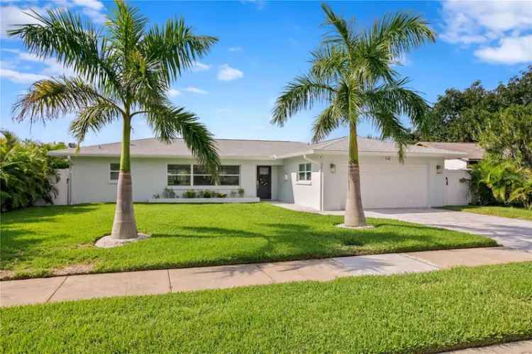 Single-family house For Sale in 540, Dolphin Avenue Southeast, Saint Petersburg, Florida