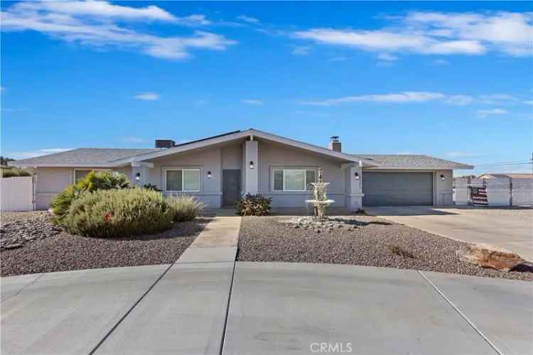 Single-family house For Sale in 18351, Winnetka Road, Apple Valley, California