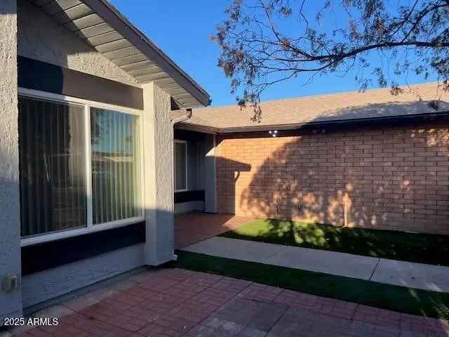 Single-family house For Sale in 10138, West Highland Avenue, Phoenix, Arizona