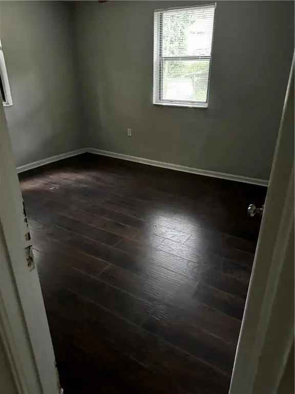 Single-family house For Sale in 1315, Elizabeth Avenue Southwest, Atlanta, Georgia