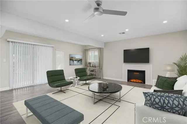 Single-family house For Sale in 8154, Vanscoy Avenue, Los Angeles, California