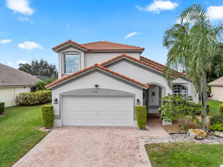 Single-family house For Sale in Greenacres, Florida