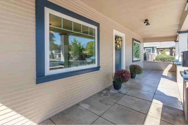 Single-family house For Sale in Gilroy, California