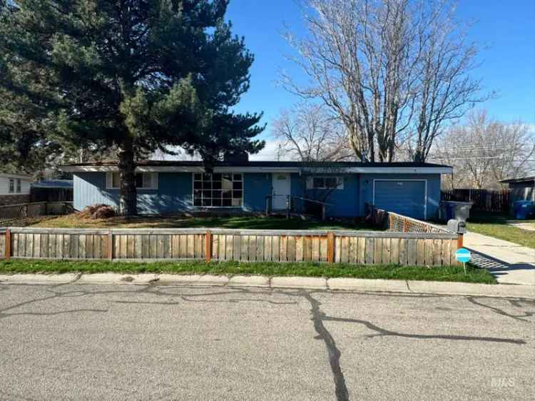 Single-family house For Sale in 1837, South Rand Street, Boise, Idaho