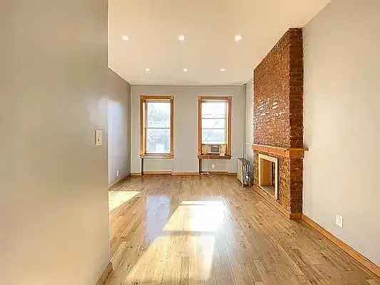 Crown Heights Studio Apartment for Rent