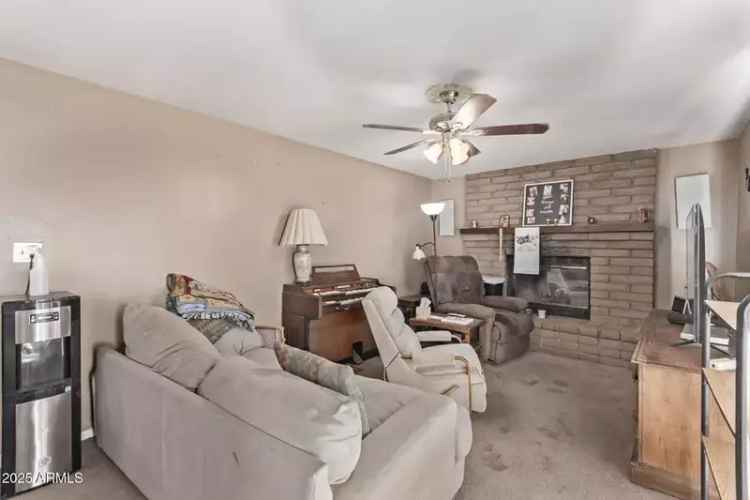 Single-family house For Sale in 11840, North 49th Avenue, Glendale, Arizona