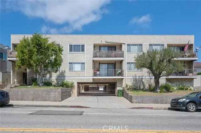 Multi-family house For Sale in Los Angeles, California