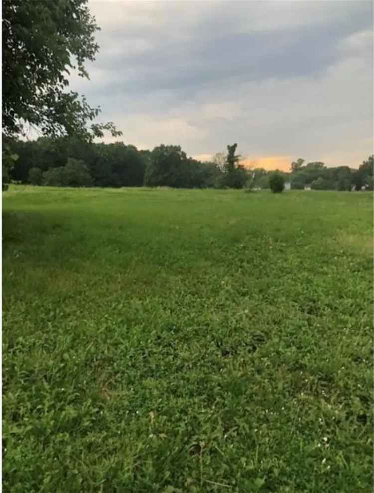 Land For Sale in 14140, Saint Andrews Drive, Grandview, Missouri