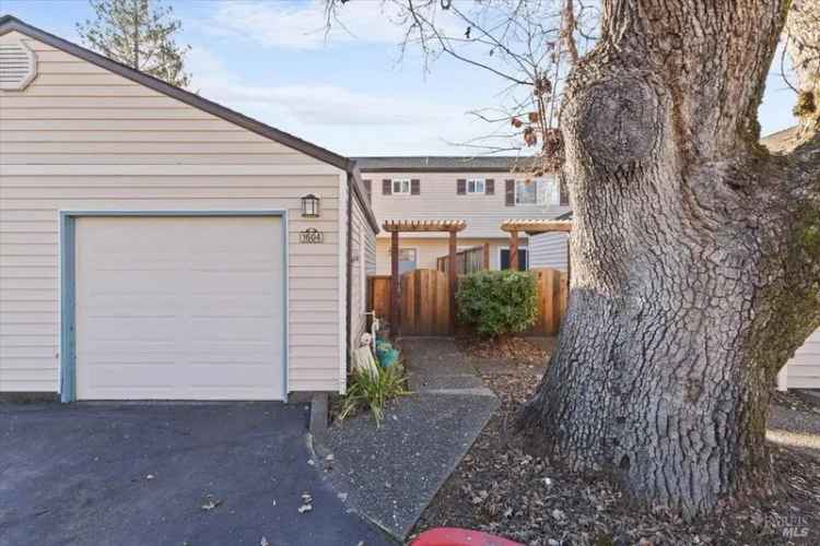 House For Sale in 1604, Yardley Street, Santa Rosa, California