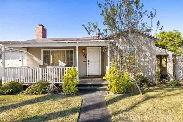 Single-family house For Sale in 2315, Oregon Avenue, Long Beach, California