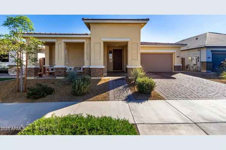 Single-family house For Sale in 23363, South 228th Place, Queen Creek, Arizona