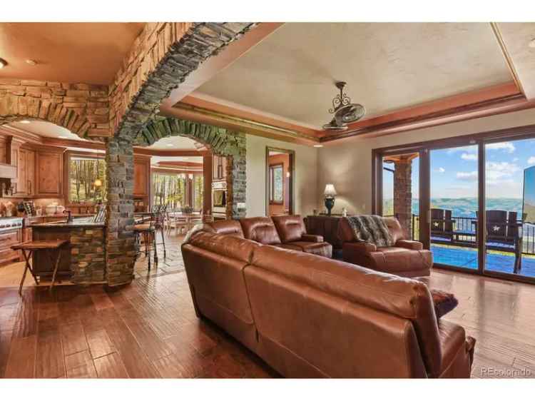 Single-family house For Sale in 2017, Teller County Road 1, Cripple Creek, Colorado