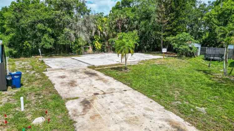 Land For Sale in 3419, 55th Drive East, Bradenton, Florida